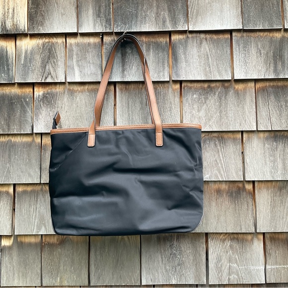 Michael Kors Shoulder Bag - Picture 2 of 7